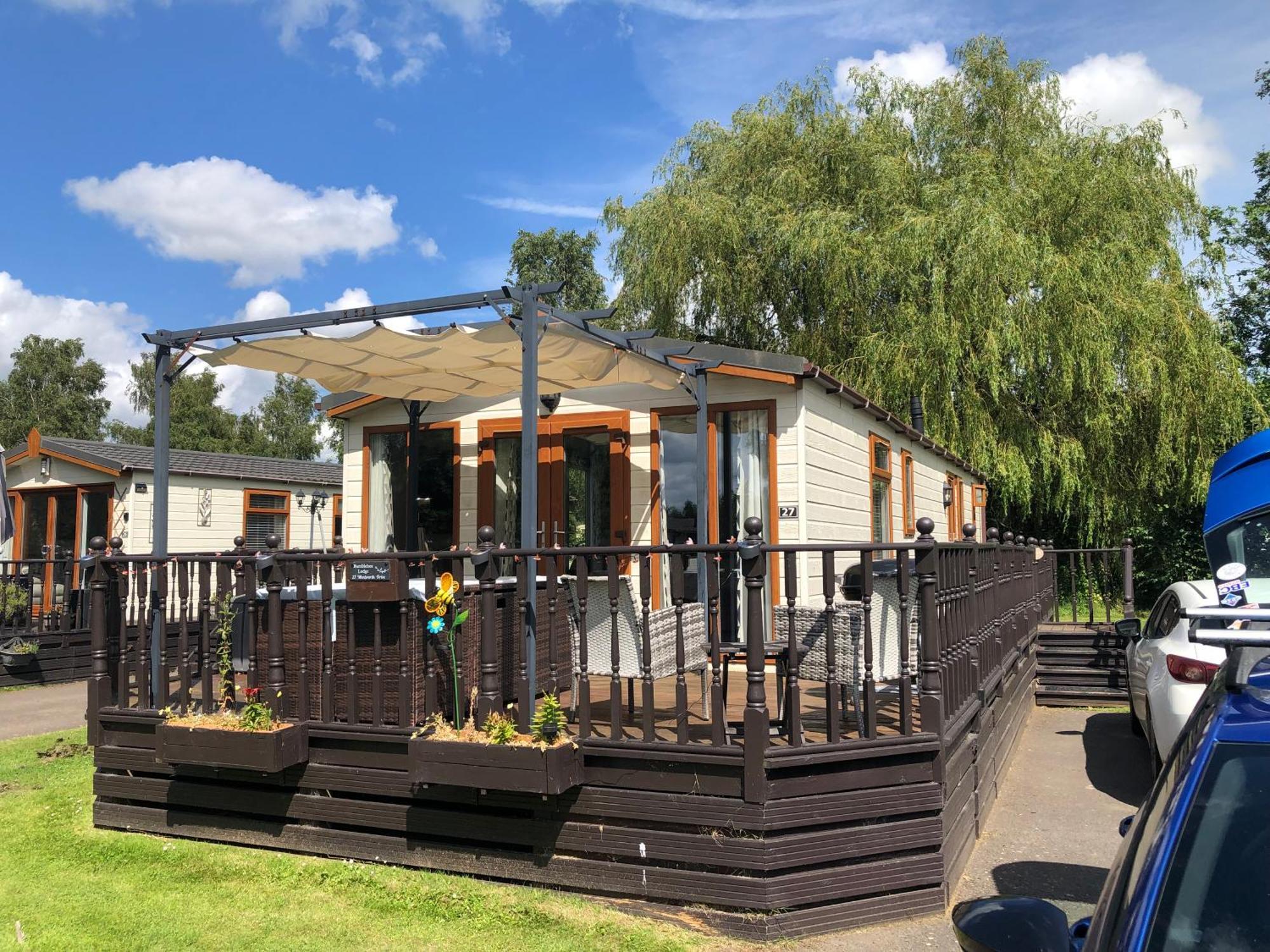 Bumblebee Lodge Tydd St. Giles Exterior foto